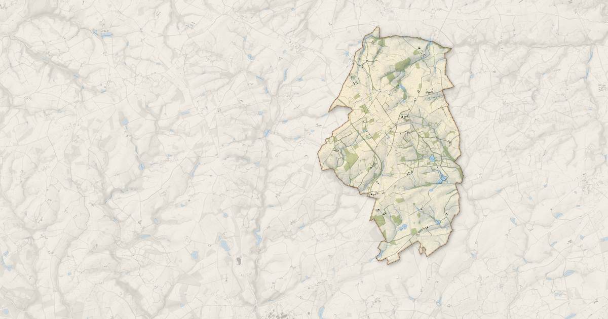Portrait cartographique de Saint-Pierre-le-Bost : relief, eau, forêts, bâti et voies, calculés à partir des données de l'IGN
