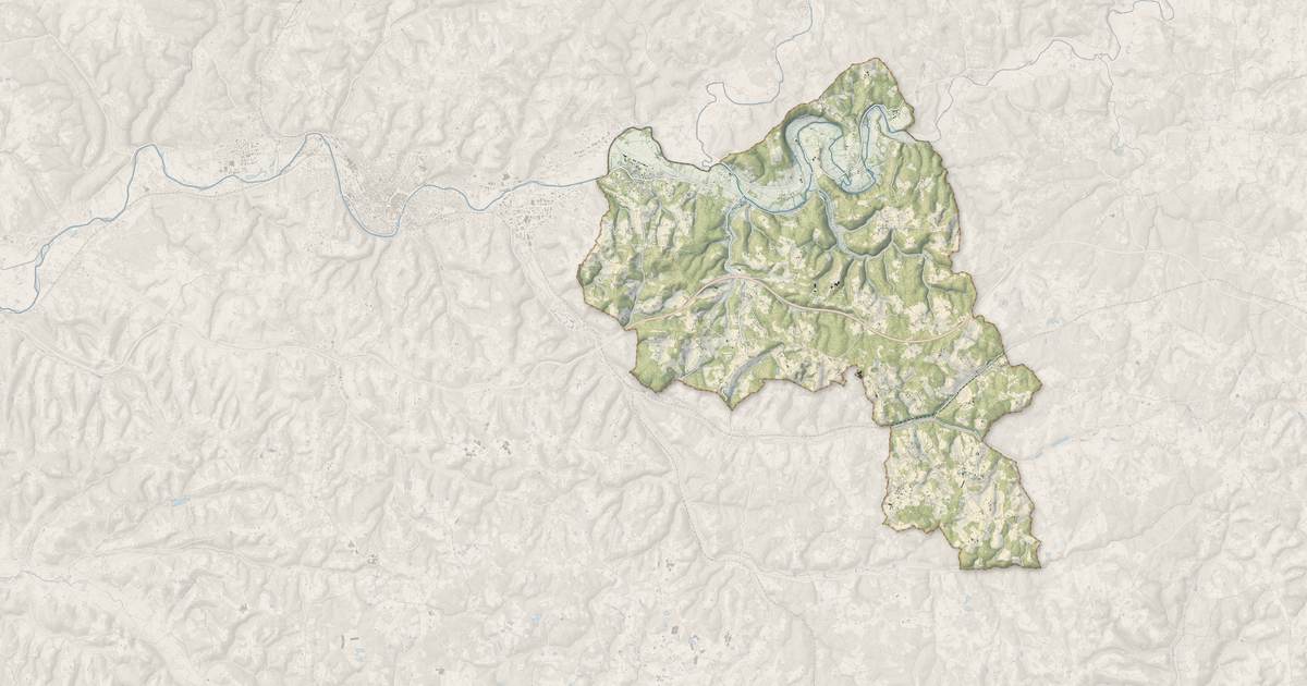 Portrait cartographique de Bassillac et Auberoche : relief, eau, forêts, bâti et voies, calculés à partir des données de l'IGN