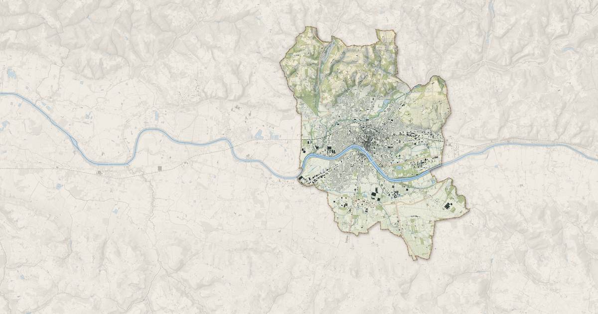 Portrait cartographique de Bergerac : relief, eau, forêts, bâti et voies, calculés à partir des données de l'IGN