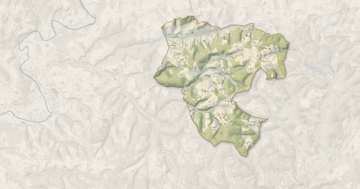 Portrait cartographique de Biras : relief, eau, forêts, bâti et voies, calculés à partir des données de l'IGN