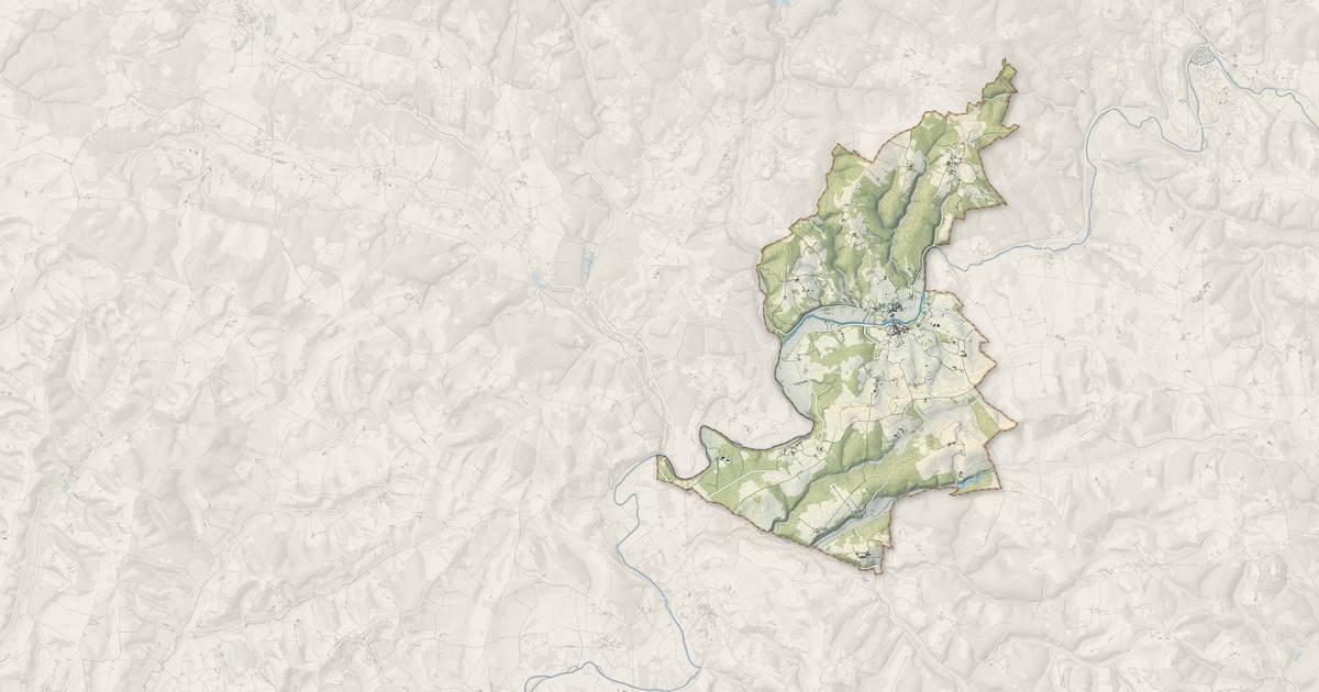 Portrait cartographique de Bourdeilles : relief, eau, forêts, bâti et voies, calculés à partir des données de l'IGN
