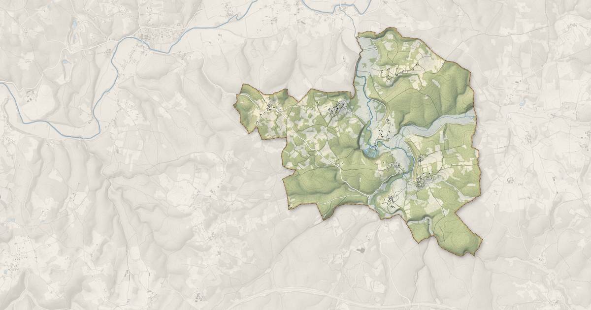 Portrait cartographique de Brouchaud : relief, eau, forêts, bâti et voies, calculés à partir des données de l'IGN