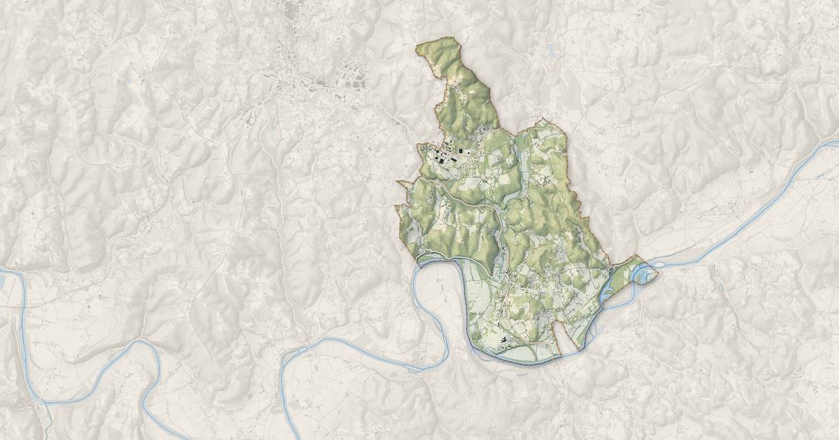 Portrait cartographique de Carsac-Aillac : relief, eau, forêts, bâti et voies, calculés à partir des données de l'IGN