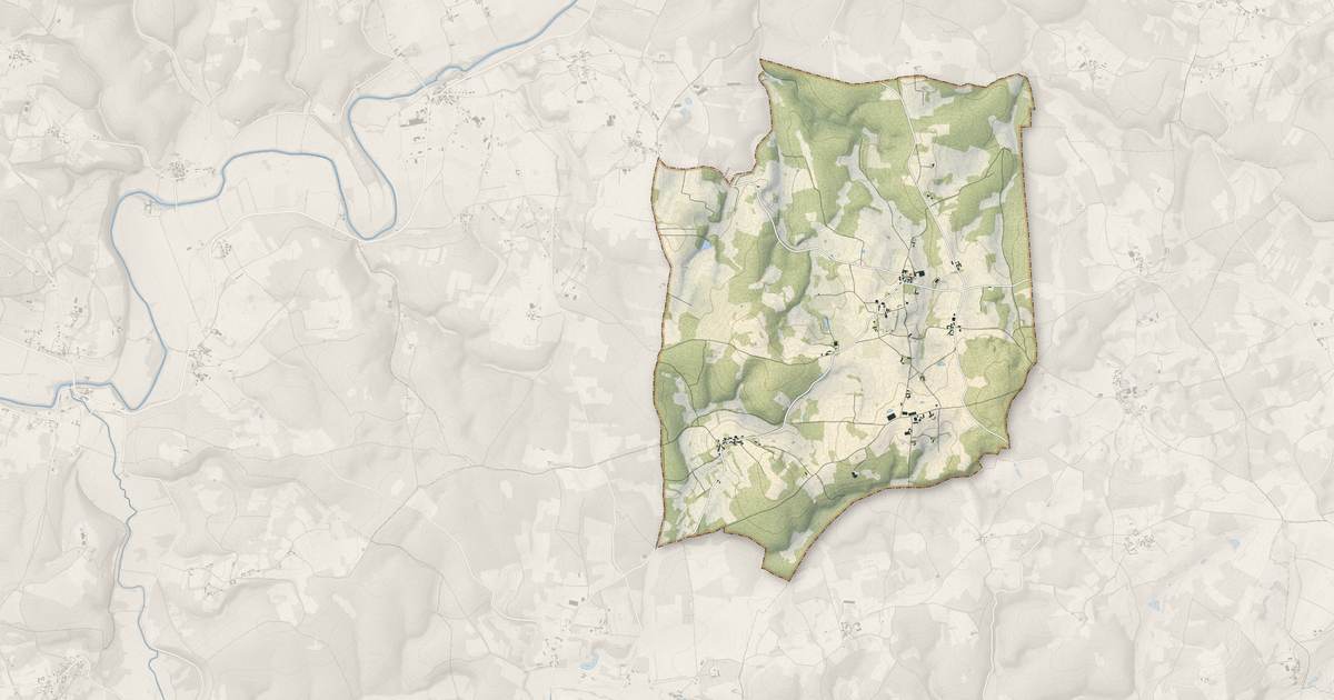 Portrait cartographique de Chourgnac : relief, eau, forêts, bâti et voies, calculés à partir des données de l'IGN