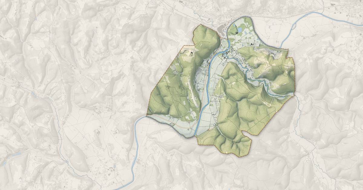 Portrait cartographique de Condat-sur-Vézère : relief, eau, forêts, bâti et voies, calculés à partir des données de l'IGN