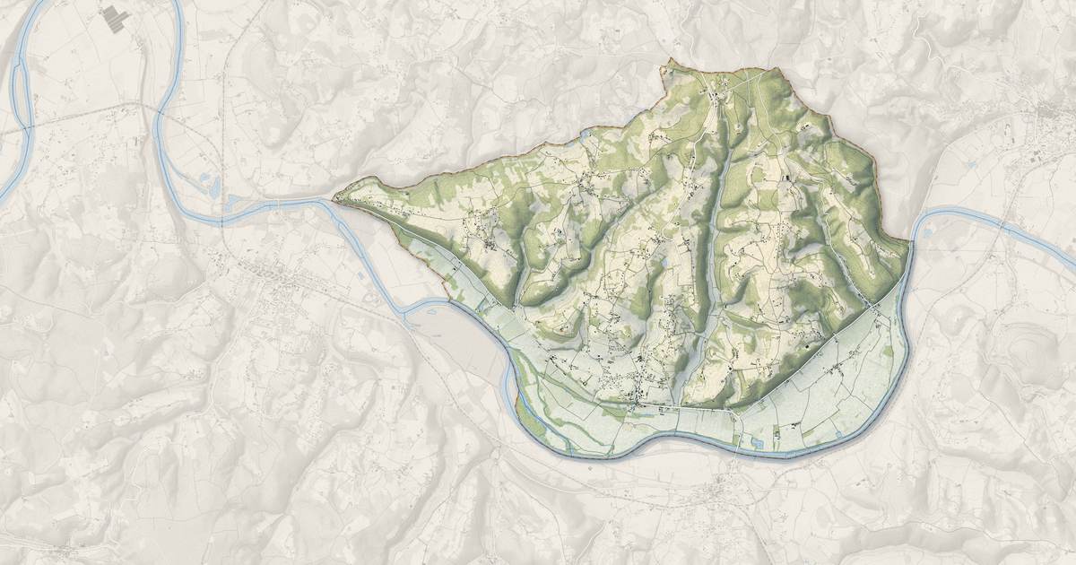 Portrait cartographique de Coux et Bigaroque-Mouzens : relief, eau, forêts, bâti et voies, calculés à partir des données de l'IGN