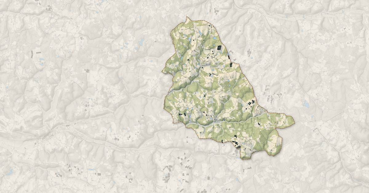 Portrait cartographique de Lacropte : relief, eau, forêts, bâti et voies, calculés à partir des données de l'IGN