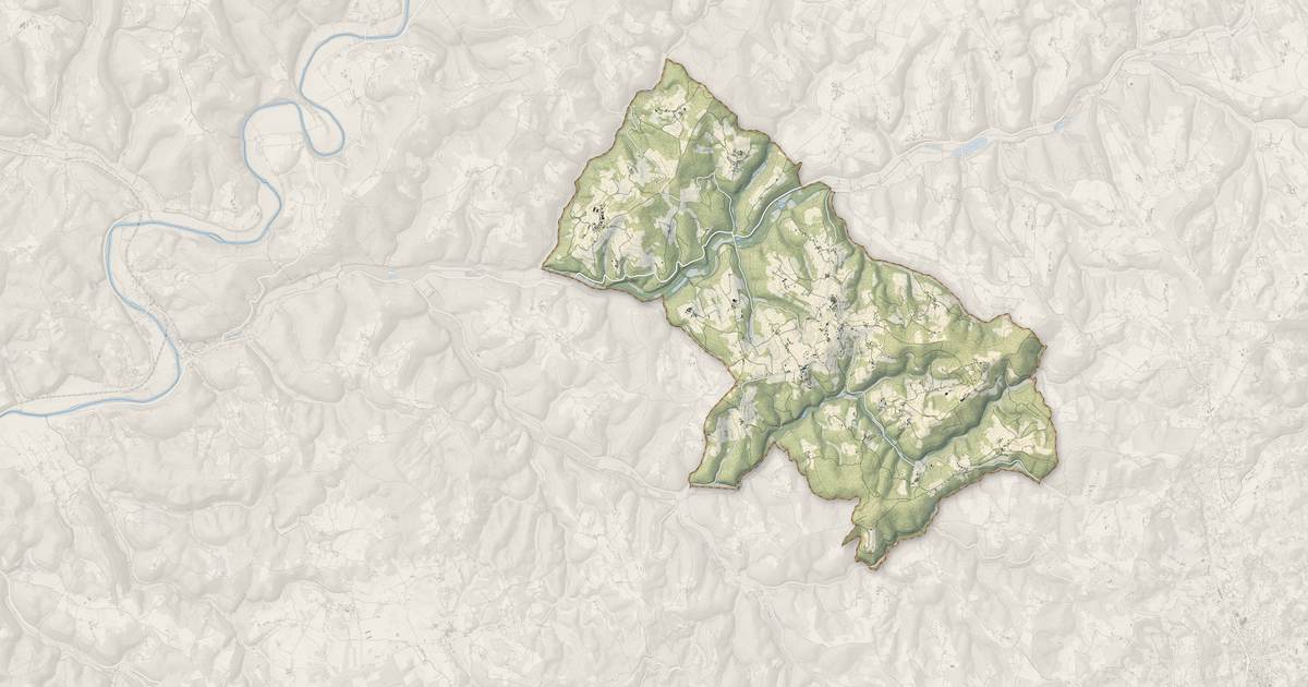 Portrait cartographique de Marquay : relief, eau, forêts, bâti et voies, calculés à partir des données de l'IGN