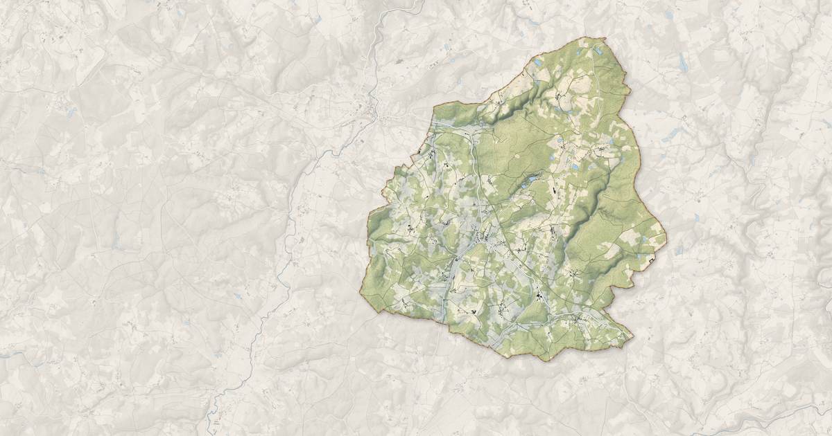 Portrait cartographique de Milhac-de-Nontron : relief, eau, forêts, bâti et voies, calculés à partir des données de l'IGN