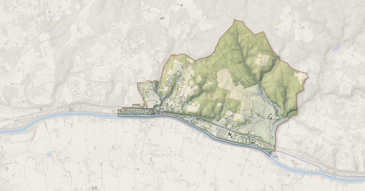 Portrait cartographique de Mouleydier : relief, eau, forêts, bâti et voies, calculés à partir des données de l'IGN