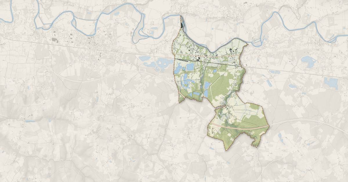 Portrait cartographique de Moulin-Neuf : relief, eau, forêts, bâti et voies, calculés à partir des données de l'IGN