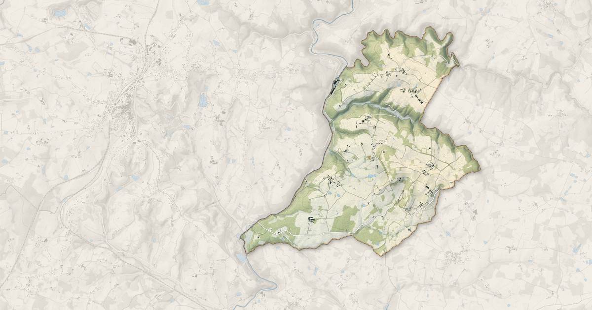 Portrait cartographique de Nanthiat : relief, eau, forêts, bâti et voies, calculés à partir des données de l'IGN
