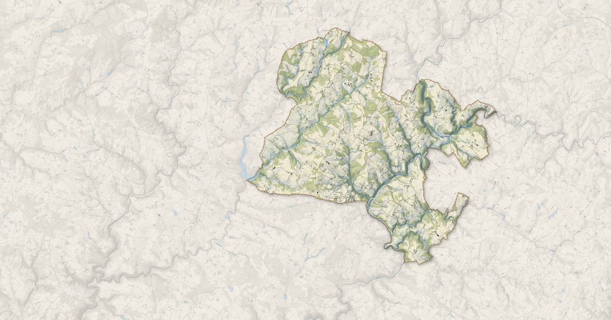 Portrait cartographique de Payzac : relief, eau, forêts, bâti et voies, calculés à partir des données de l'IGN