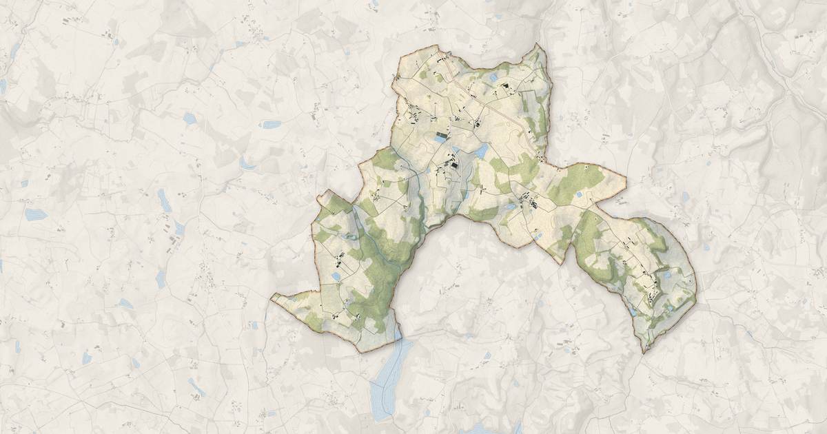 Portrait cartographique de Rampieux : relief, eau, forêts, bâti et voies, calculés à partir des données de l'IGN
