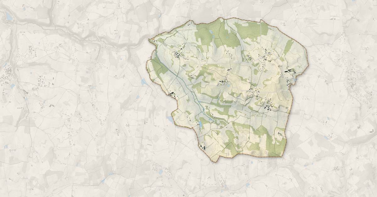 Portrait cartographique de Ribagnac : relief, eau, forêts, bâti et voies, calculés à partir des données de l'IGN