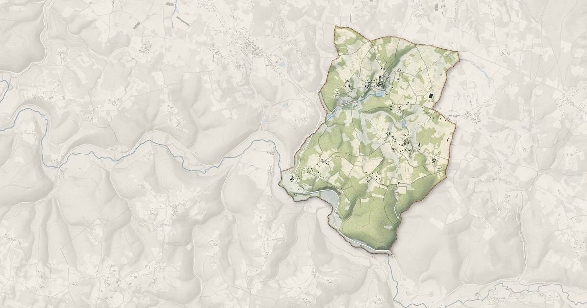 Portrait cartographique de Saint-Aubin-de-Nabirat : relief, eau, forêts, bâti et voies, calculés à partir des données de l'IGN