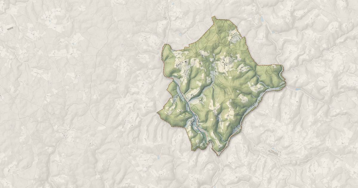 Portrait cartographique de Saint-Cernin-de-l'Herm : relief, eau, forêts, bâti et voies, calculés à partir des données de l'IGN