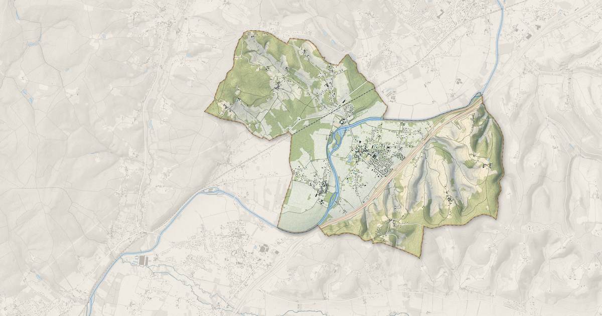 Portrait cartographique de Saint-Léon-sur-l'Isle : relief, eau, forêts, bâti et voies, calculés à partir des données de l'IGN