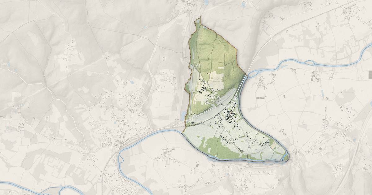 Portrait cartographique de Saint-Louis-en-l'Isle : relief, eau, forêts, bâti et voies, calculés à partir des données de l'IGN