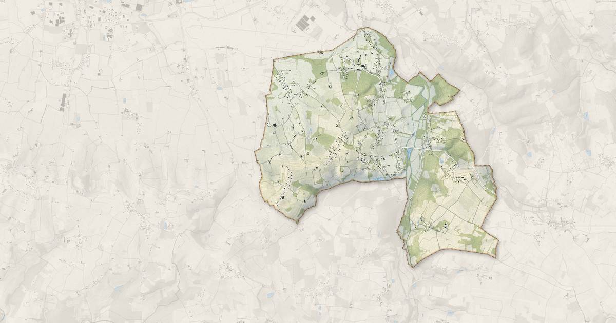 Portrait cartographique de Saint-Nexans : relief, eau, forêts, bâti et voies, calculés à partir des données de l'IGN