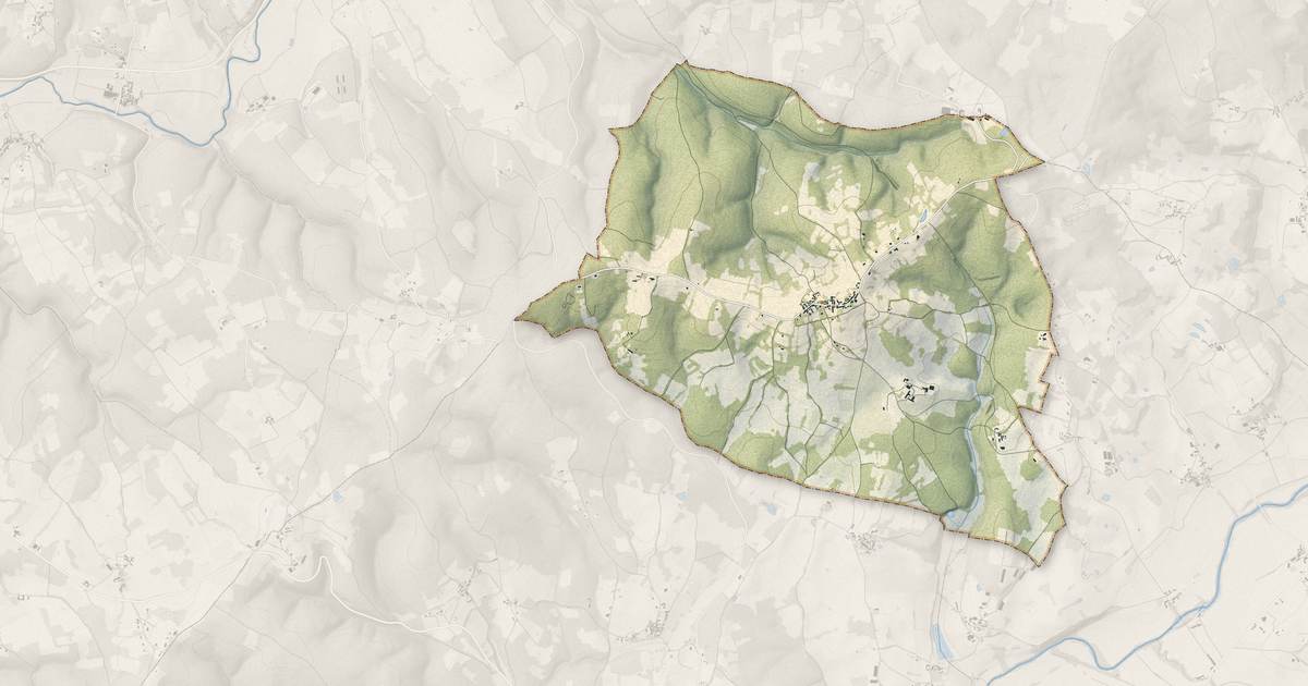 Portrait cartographique de Saint-Raphaël : relief, eau, forêts, bâti et voies, calculés à partir des données de l'IGN