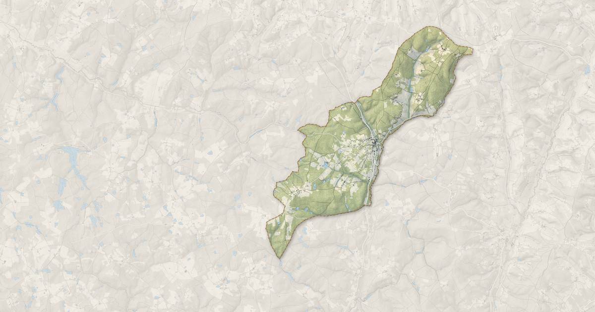Portrait cartographique de Saint-Vincent-de-Connezac : relief, eau, forêts, bâti et voies, calculés à partir des données de l'IGN