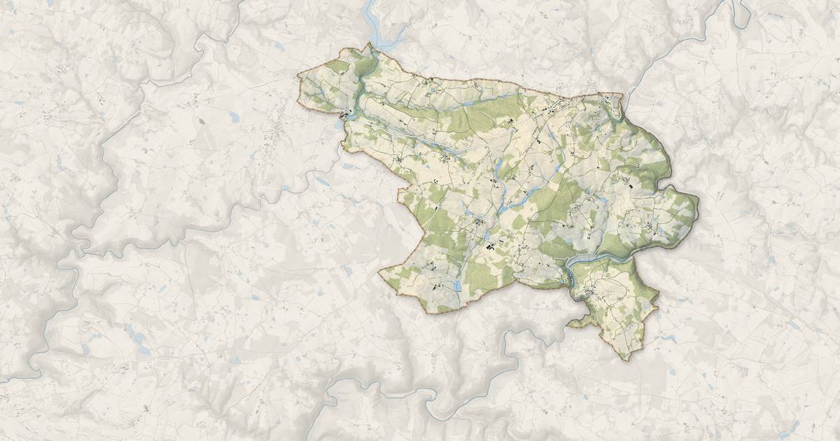 Portrait cartographique de Savignac-Lédrier : relief, eau, forêts, bâti et voies, calculés à partir des données de l'IGN