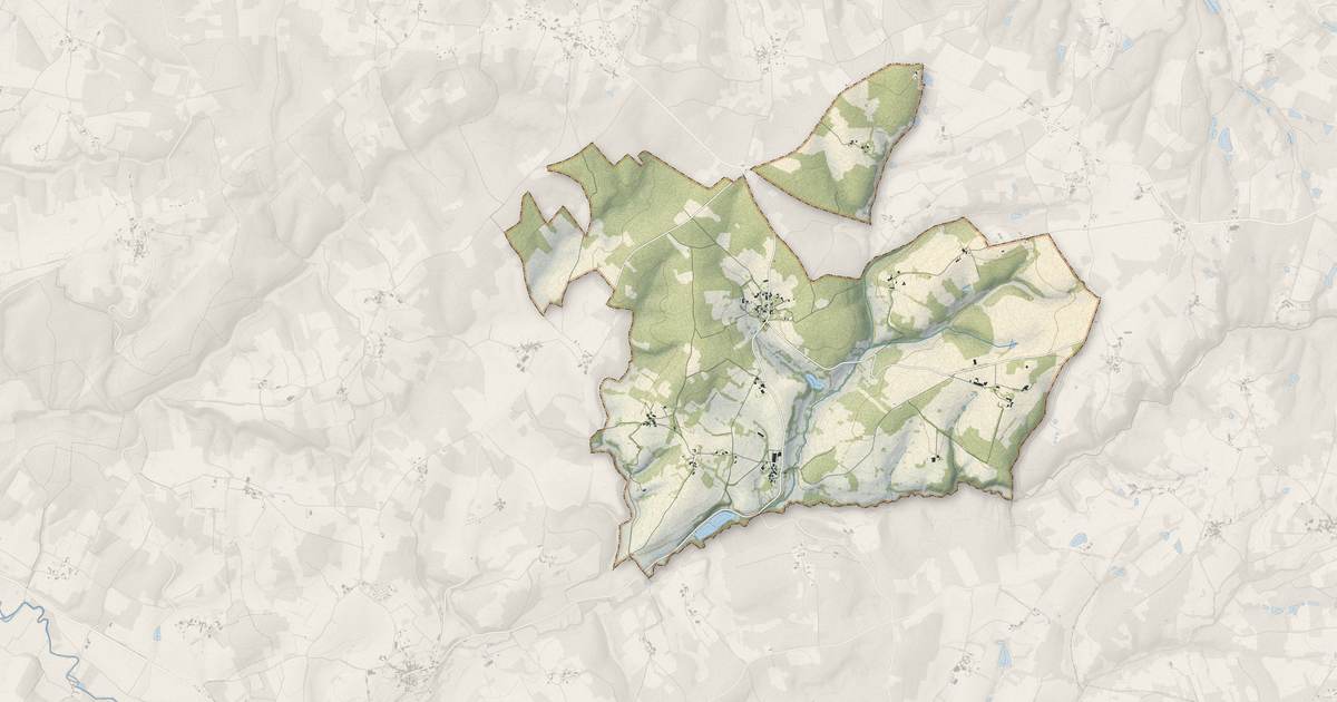 Portrait cartographique de Soudat : relief, eau, forêts, bâti et voies, calculés à partir des données de l'IGN