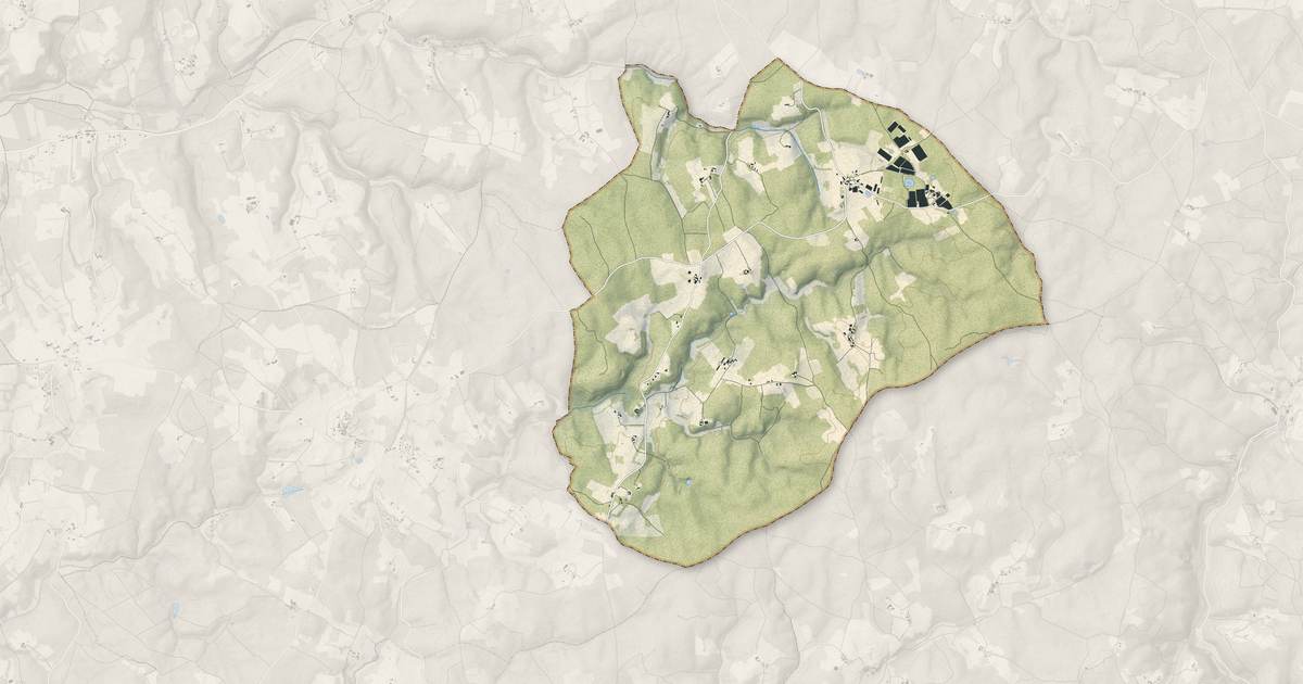 Portrait cartographique de Soulaures : relief, eau, forêts, bâti et voies, calculés à partir des données de l'IGN