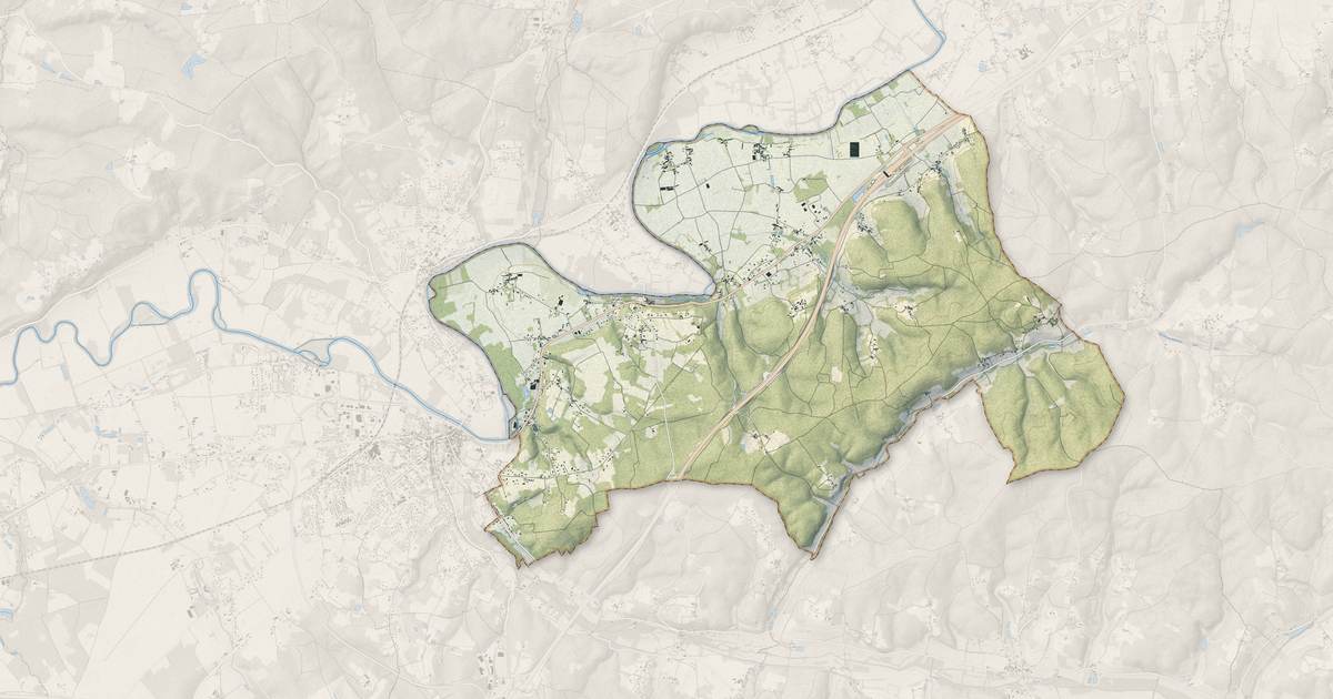 Portrait cartographique de Sourzac : relief, eau, forêts, bâti et voies, calculés à partir des données de l'IGN