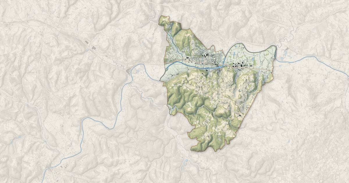 Portrait cartographique de Terrasson-Lavilledieu : relief, eau, forêts, bâti et voies, calculés à partir des données de l'IGN