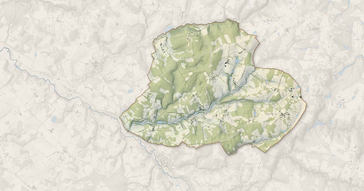 Portrait cartographique de Teyjat : relief, eau, forêts, bâti et voies, calculés à partir des données de l'IGN
