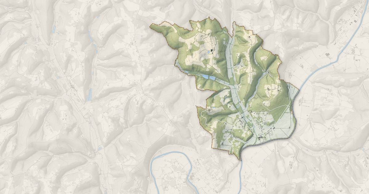 Portrait cartographique de Thonac : relief, eau, forêts, bâti et voies, calculés à partir des données de l'IGN