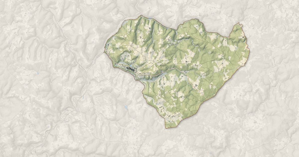 Portrait cartographique de Villefranche-du-Périgord : relief, eau, forêts, bâti et voies, calculés à partir des données de l'IGN