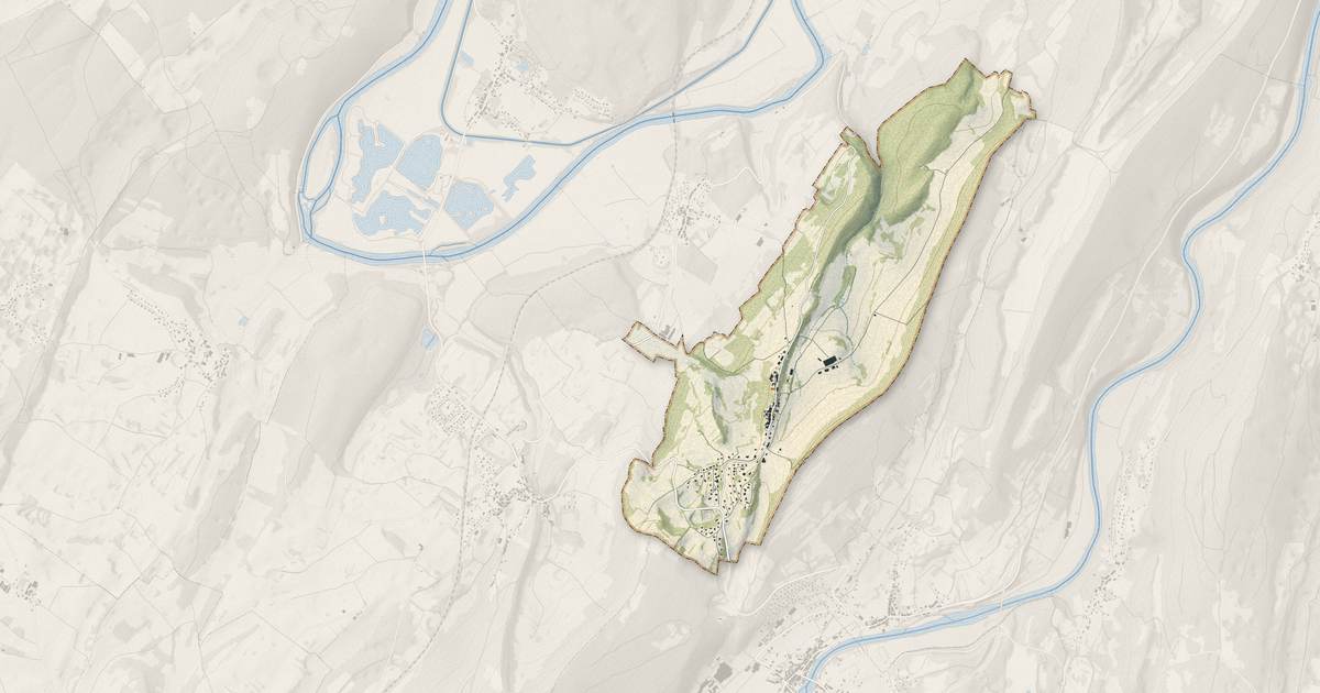 Portrait cartographique de Abbans-Dessus : relief, eau, forêts, bâti et voies, calculés à partir des données de l'IGN