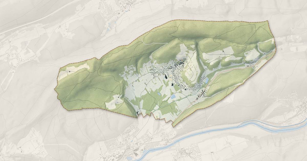 Portrait cartographique de Amagney : relief, eau, forêts, bâti et voies, calculés à partir des données de l'IGN