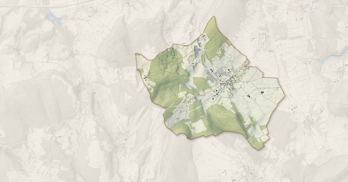 Portrait cartographique de Arcey : relief, eau, forêts, bâti et voies, calculés à partir des données de l'IGN