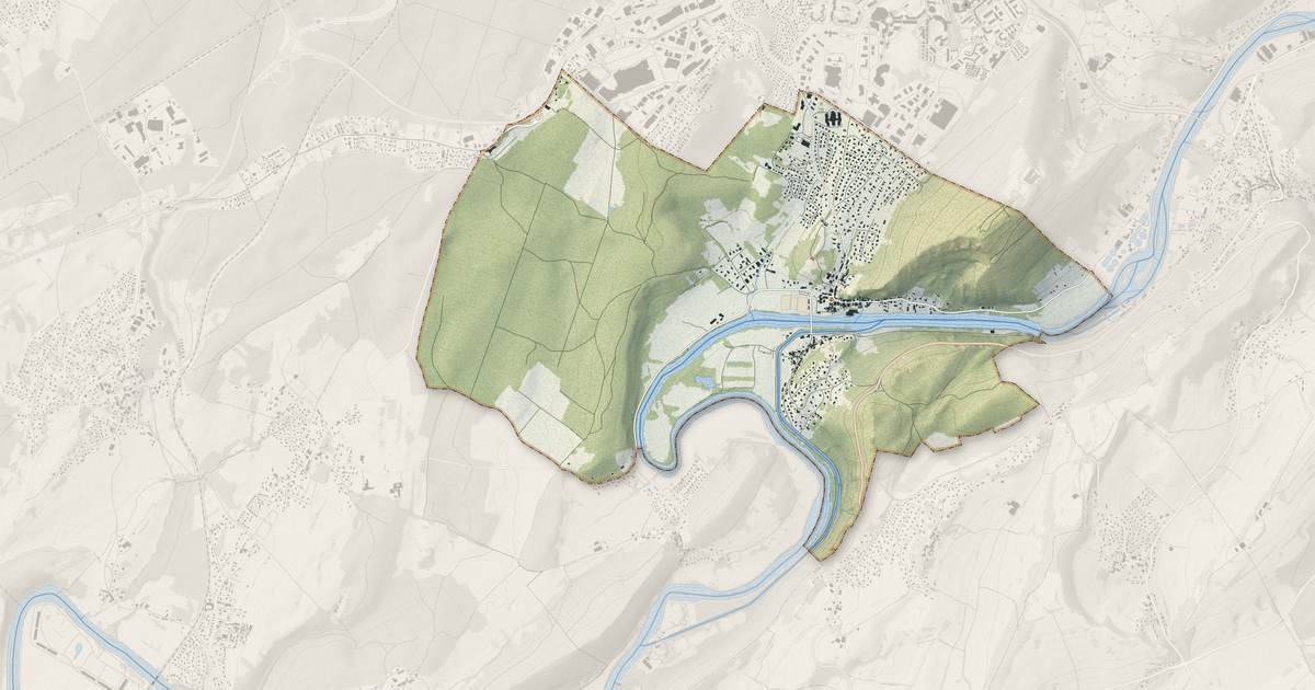 Portrait cartographique de Avanne-Aveney : relief, eau, forêts, bâti et voies, calculés à partir des données de l'IGN