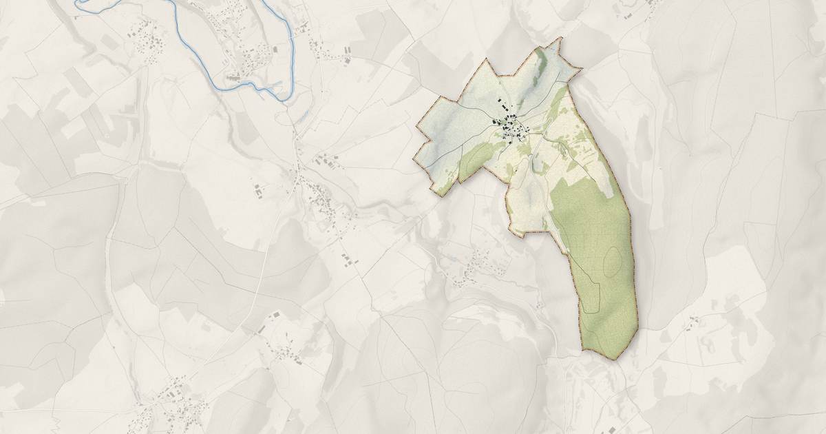 Portrait cartographique de Battenans-les-Mines : relief, eau, forêts, bâti et voies, calculés à partir des données de l'IGN