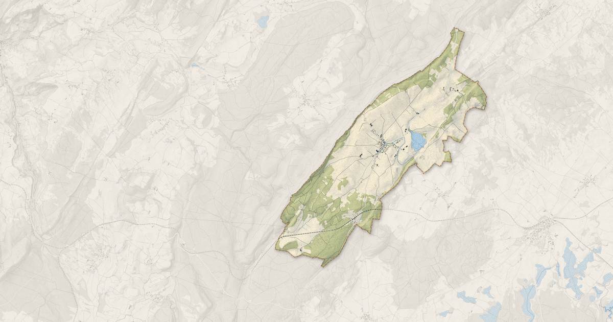 Portrait cartographique de Boujailles : relief, eau, forêts, bâti et voies, calculés à partir des données de l'IGN
