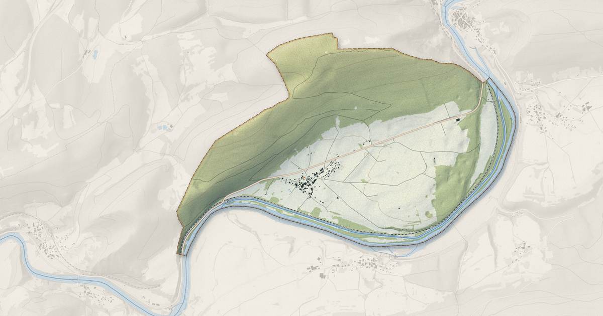 Portrait cartographique de Branne : relief, eau, forêts, bâti et voies, calculés à partir des données de l'IGN