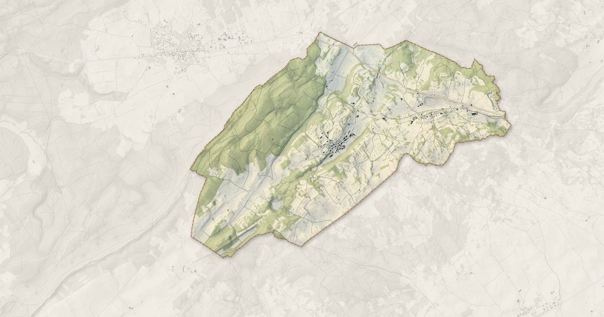 Portrait cartographique de Chapelle-d'Huin : relief, eau, forêts, bâti et voies, calculés à partir des données de l'IGN
