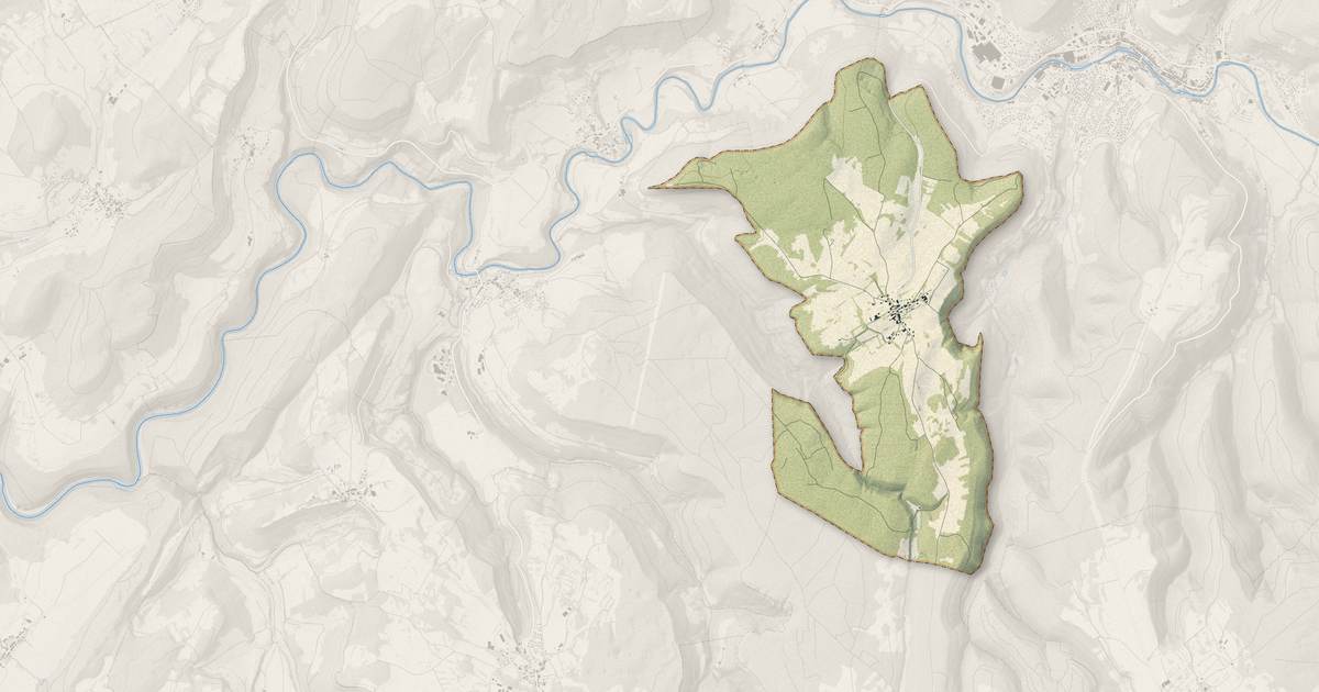 Portrait cartographique de Chassagne-Saint-Denis : relief, eau, forêts, bâti et voies, calculés à partir des données de l'IGN