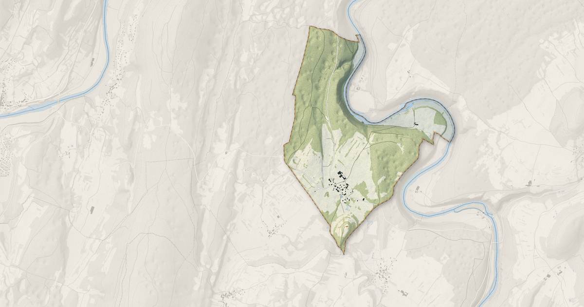 Portrait cartographique de Courcelles : relief, eau, forêts, bâti et voies, calculés à partir des données de l'IGN
