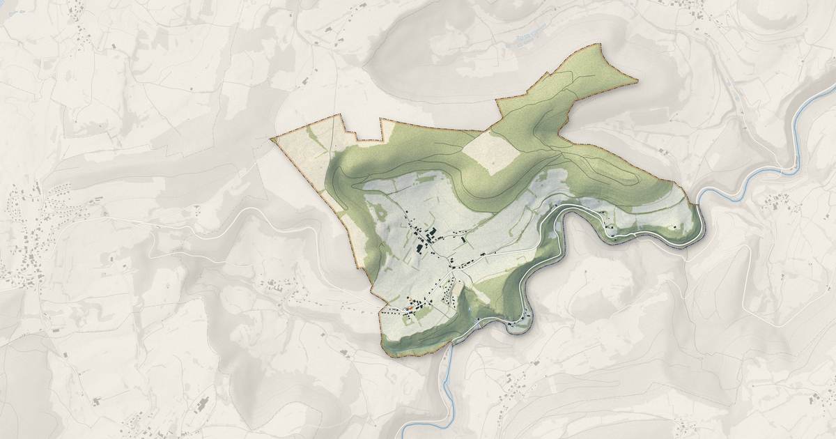 Portrait cartographique de Cour-Saint-Maurice : relief, eau, forêts, bâti et voies, calculés à partir des données de l'IGN