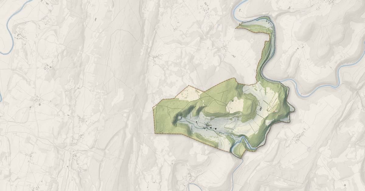 Portrait cartographique de Cussey-sur-Lison : relief, eau, forêts, bâti et voies, calculés à partir des données de l'IGN