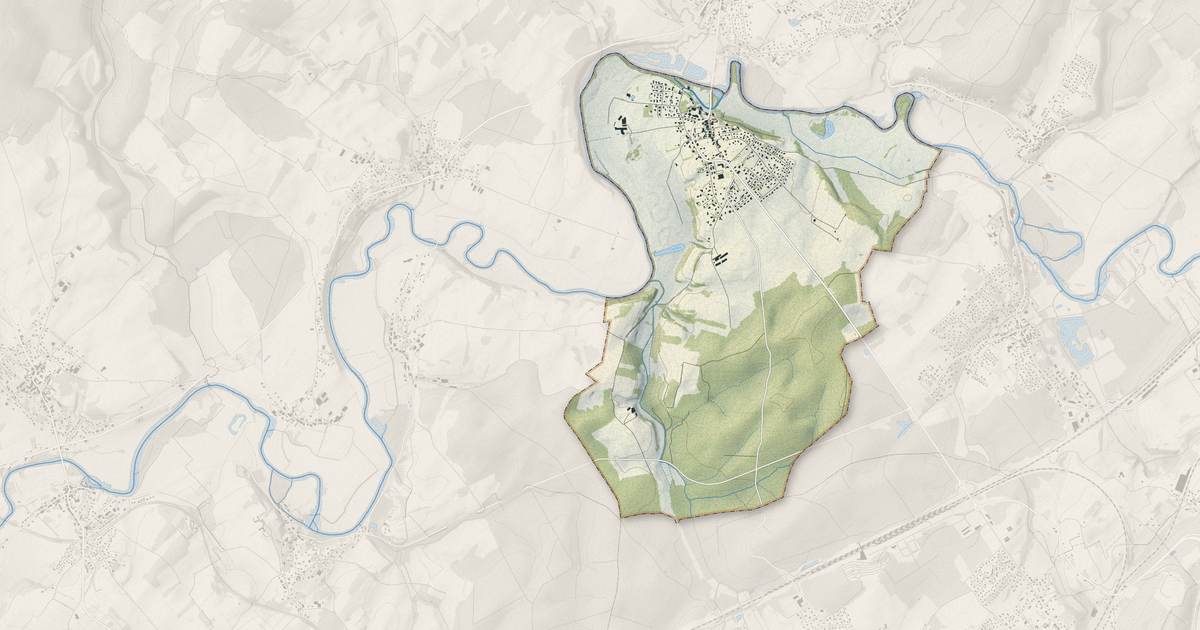 Portrait cartographique de Cussey-sur-l'Ognon : relief, eau, forêts, bâti et voies, calculés à partir des données de l'IGN