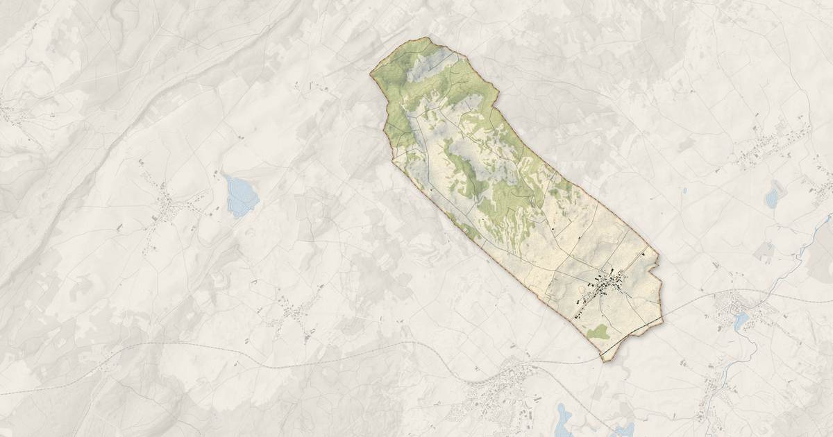 Portrait cartographique de Dompierre-les-Tilleuls : relief, eau, forêts, bâti et voies, calculés à partir des données de l'IGN