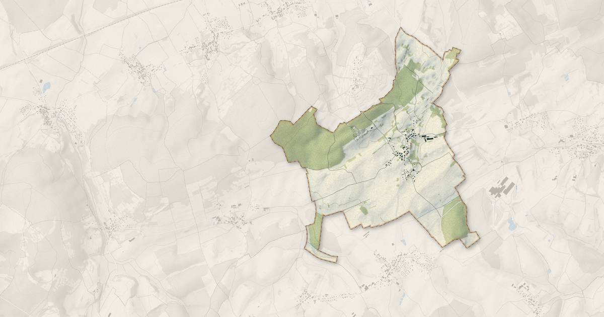 Portrait cartographique de Étrabonne : relief, eau, forêts, bâti et voies, calculés à partir des données de l'IGN