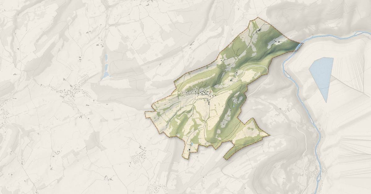 Portrait cartographique de Fessevillers : relief, eau, forêts, bâti et voies, calculés à partir des données de l'IGN